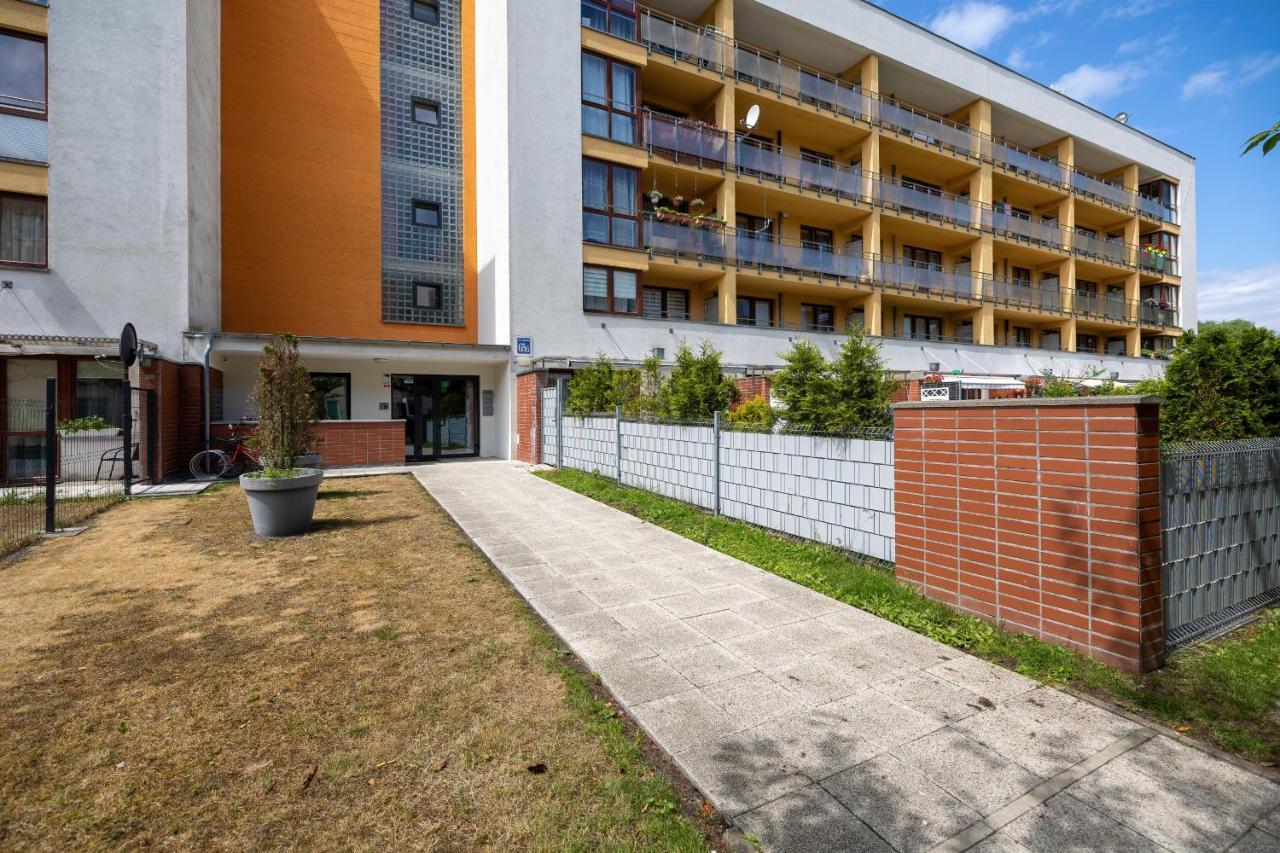 Apartamenty Wisniowy Sad By Noclegi Renters Kolobrzeg Exterior photo