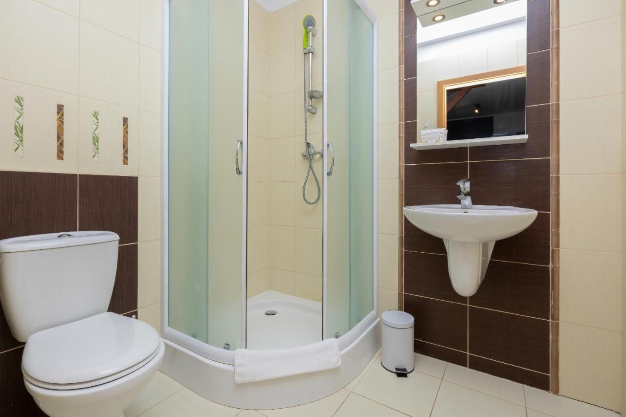 Apartamenty Wisniowy Sad By Noclegi Renters Kolobrzeg Exterior photo